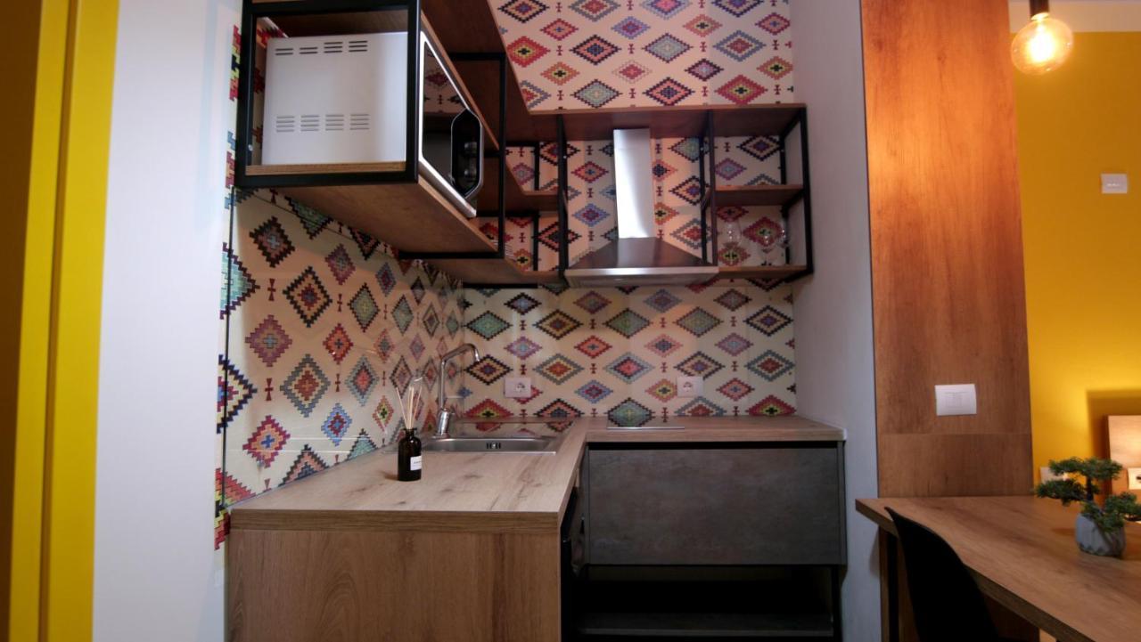 Koni'S Studio Apartments Tiran Dış mekan fotoğraf
