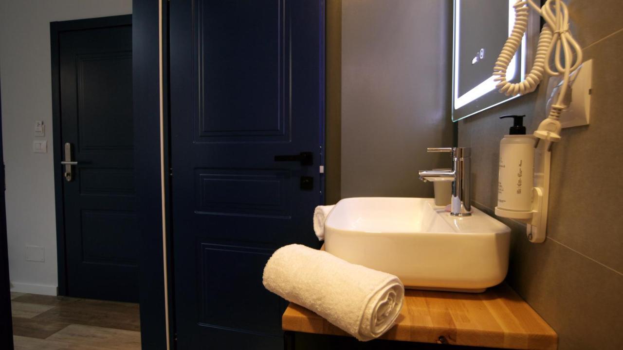 Koni'S Studio Apartments Tiran Dış mekan fotoğraf